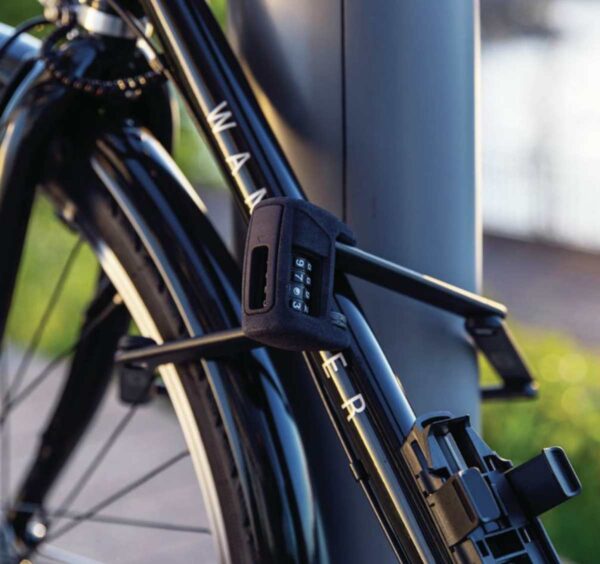 Abus BORDO Combo™ 6000C/90 Black Saddlefix + Raincap - Image 3