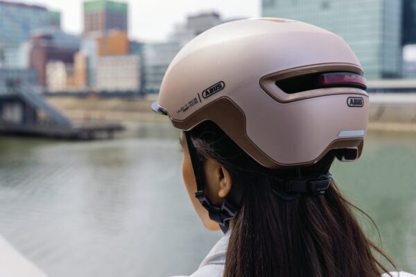 Abus HUD-Y Champagne Gold - Image 6
